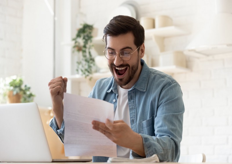 Student happy with a loan refund letter